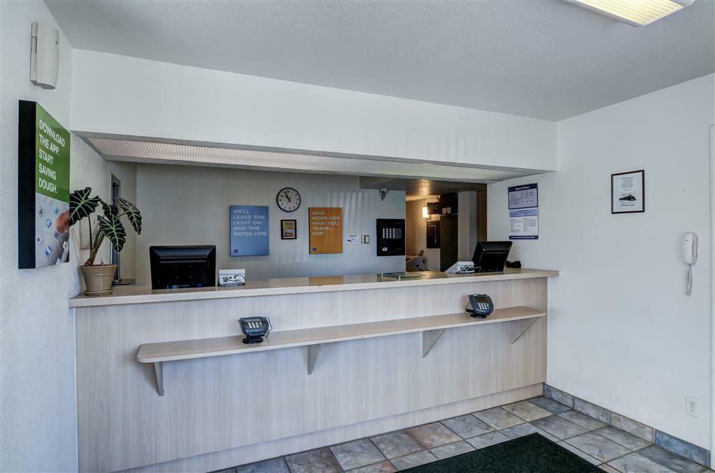 Park Inn By Radisson, Cheyenne Dalaman gambar